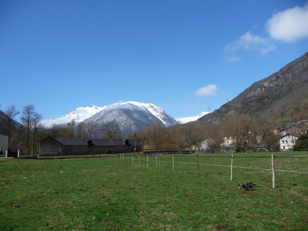Gite La Fargue De Cabre Val-de-Sos Room photo
